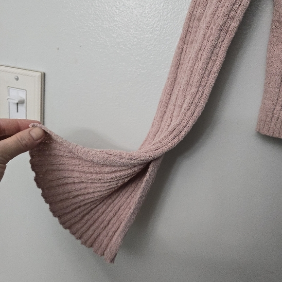 Divided by H M Women Rib Knit Sweater Dusty Pink Cropped Flared Sleeve XL - Picture 10 of 10